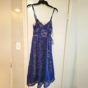 NWT navy lace midi dress